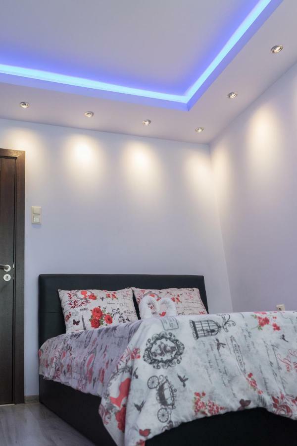 Apartment Nicole Βάρνα Εξωτερικό φωτογραφία
